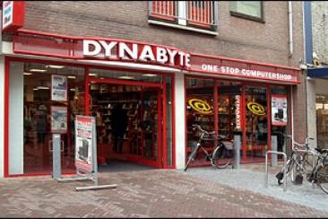 Dynabyte zet zwarte piet in voor uitgifte pakjes