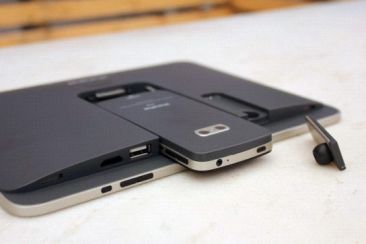 CMIT brengt ook tablet en telefoon in een uit