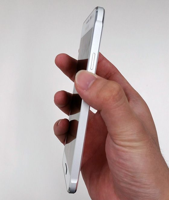 Duidelijke foto’s van Samsung Galaxy Alpha uitgelekt