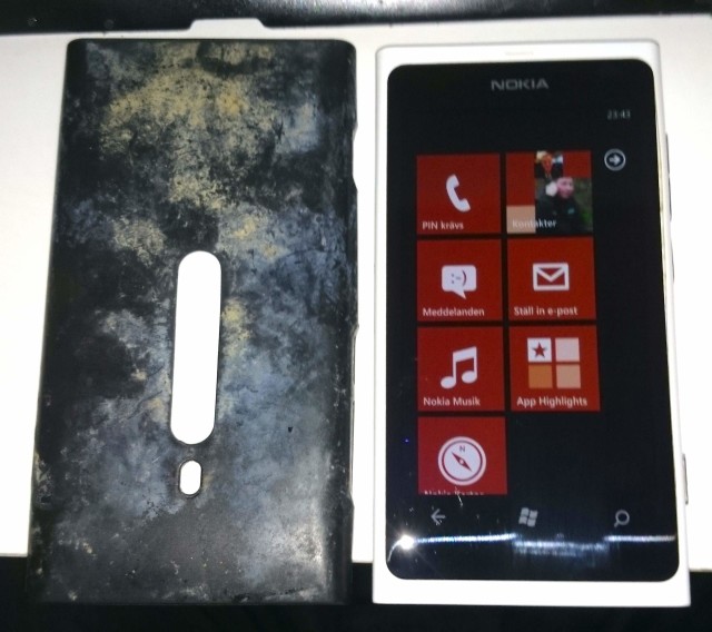 Nokia Lumia 800 overleeft 3,5 maand onder water