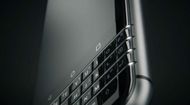 TCL introduceert BlackBerry-smartphone met fysiek toetsenbord