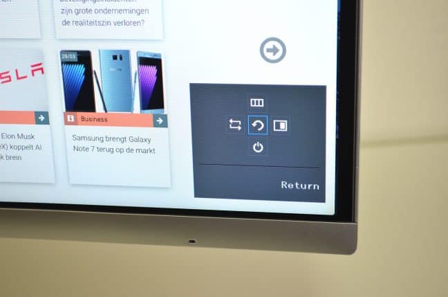 Samsung smart tv met de nieuwste C34F791WQU-technologie.