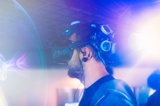 HTC investeert in 26 VR- en AR-bedrijven