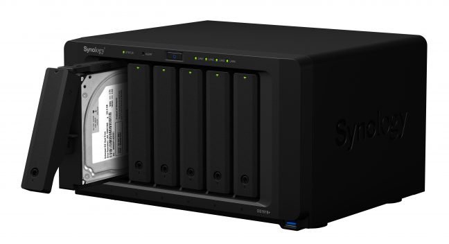 Synology introduceert NAS-systeem DiskStation DS1618+ met zes sleuven