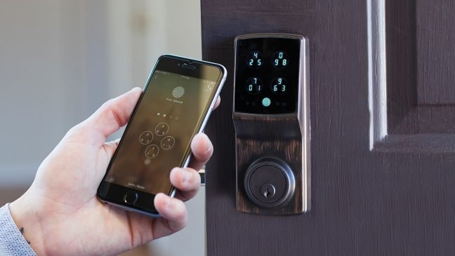 Kwetsbaarheid in Z-Wave protocol maakt huizen met smart lock onveilig