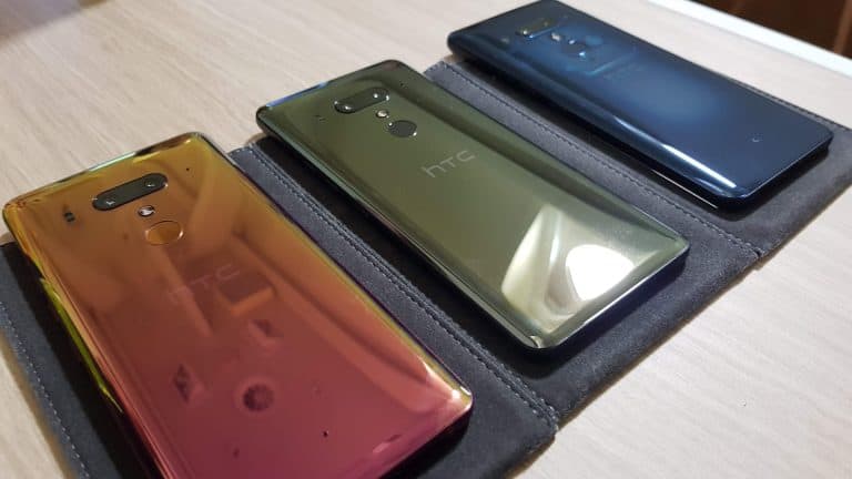 Maandomzet HTC daalt met 68 procent