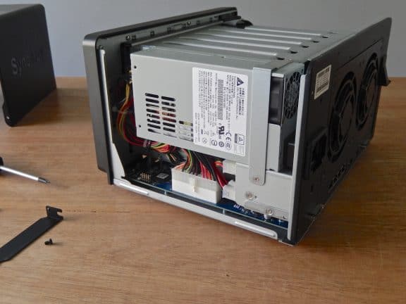 Synology DS3018xs_PSU