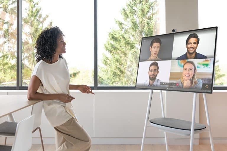 Microsoft deelt details over Surface Hub 2S met 85 inch-scherm