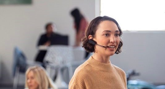 Poly lanceert nieuwe headsets met betere connectiviteit