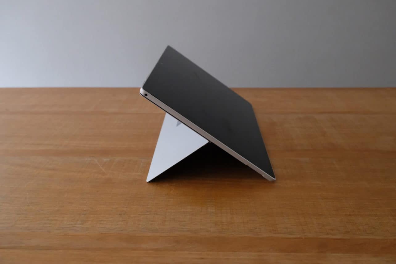 MS Surface Pro 7 Stand 2