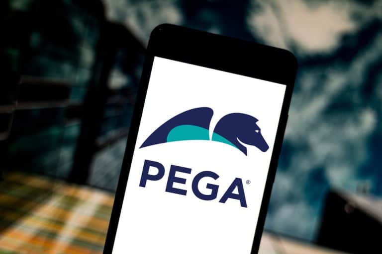 De AI-coach van Pegasystems adviseert gebruikers over meest efficiente werkwijze