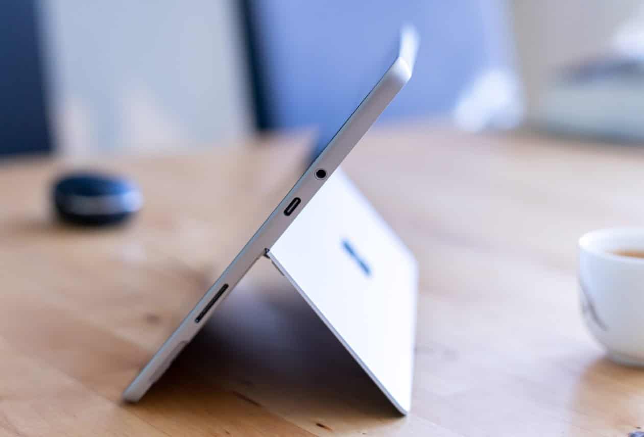 Microsoft Surface Go 2 review aansluitingen Microsoft Surface Go 2 review aansluitingen