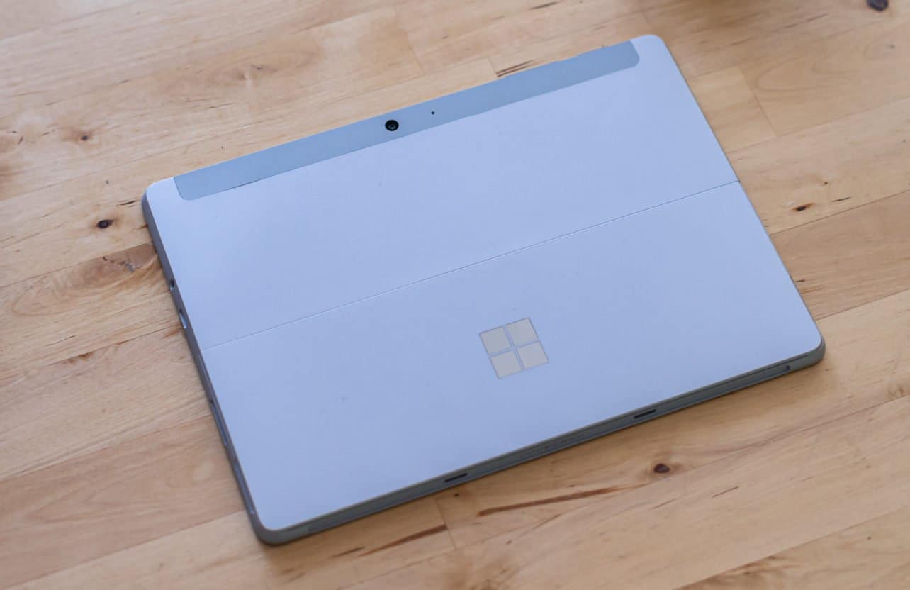 Microsoft Surface Go 2 achterkant