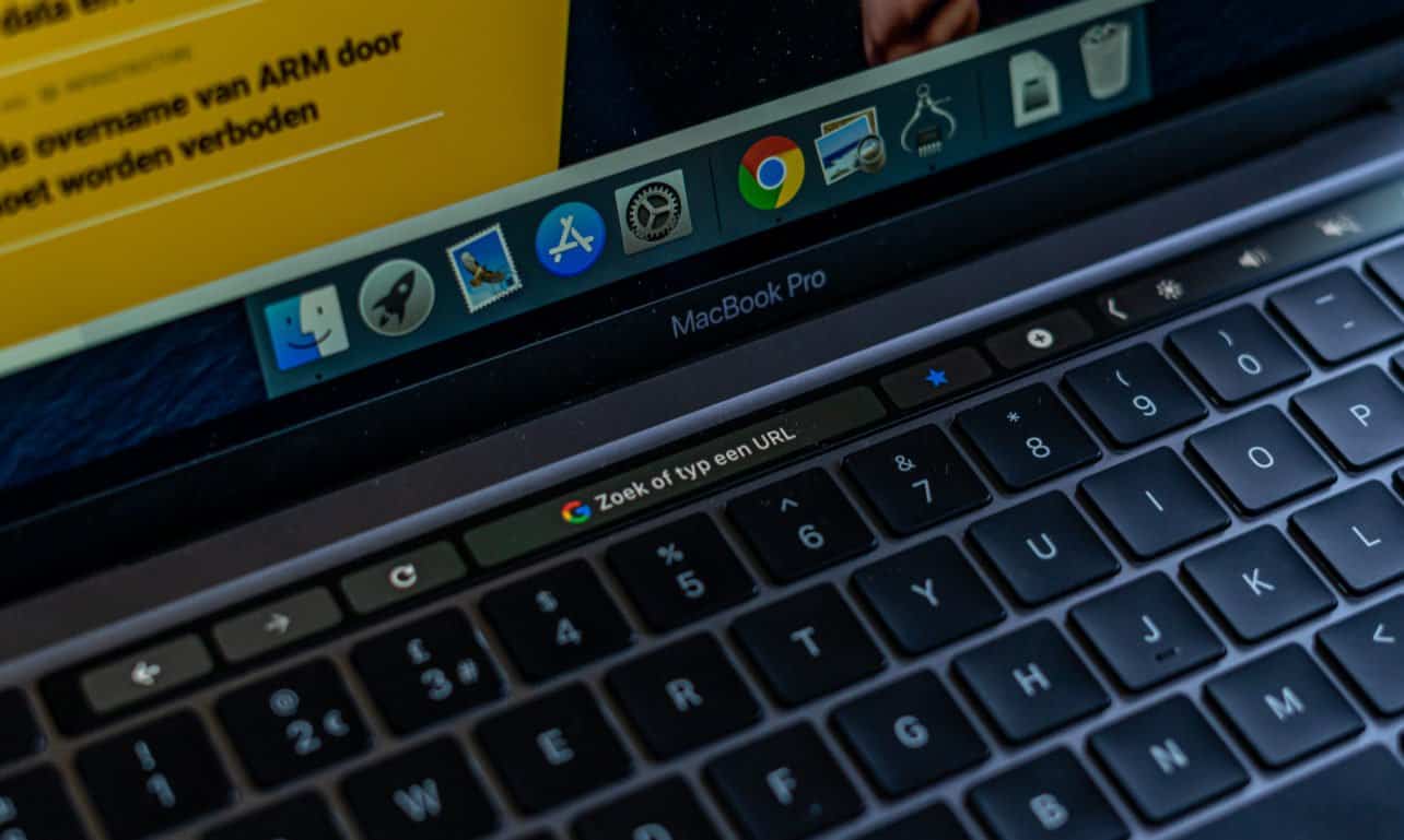 Apple MacBook Pro 13 2020 Touch Bar