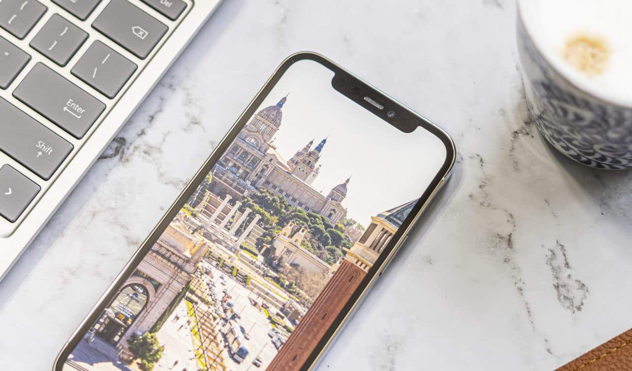 Apple iPhone 12 Pro notch