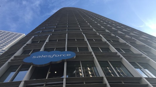 Saleforce verklaart 9-tot-5-werkdag dood