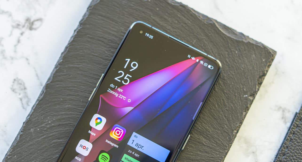 Oppo Find X3 Pro notch