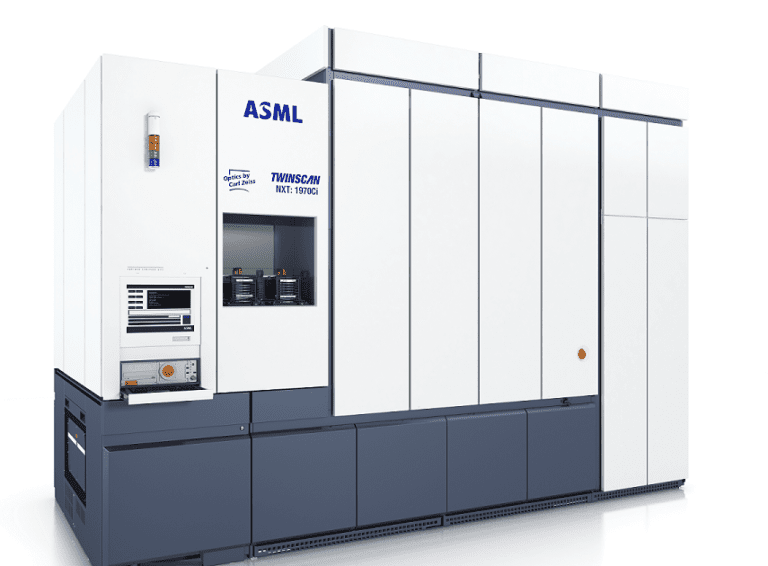 ASML waarschuwt voor langdurig tekort aan chipfabricagemachines