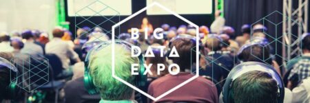 Het big data expo-logo met mensen ervoor.