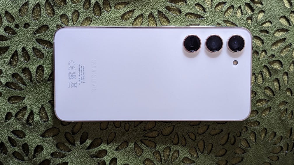 s23 s23