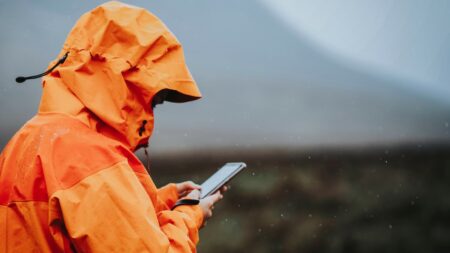 OnePlus toont ‘Rain Water Touch’ om probleemloos te typen in de regen