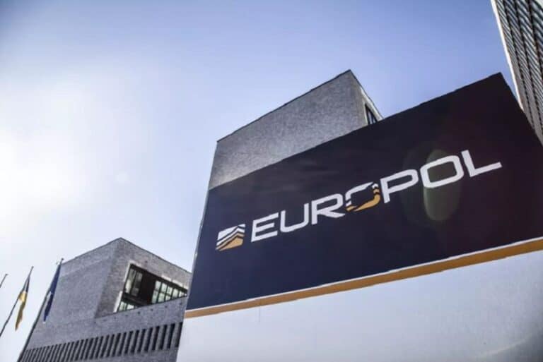 Europol zocht ongelimiteerde toegang tot data uit chatdiensten