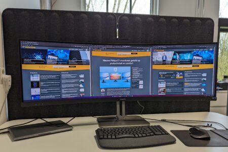 Review: HP E45c G5 vs. Philips 49B2U6900CH monitoren – groter tegen grootst
