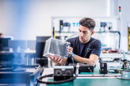 Eindhovens TMC opent afdeling voor cloud data en IoT