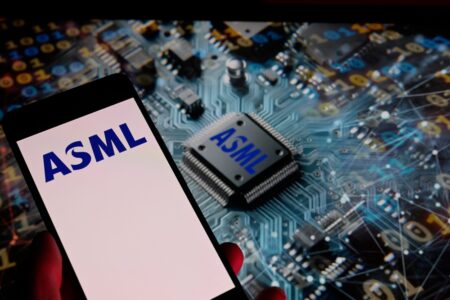 Russische oud-medewerker ASML verdacht van informatiediefstal voor rechter