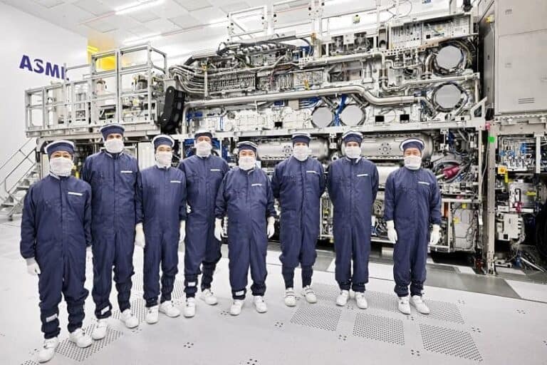 Vlaams onderzoeksinstituut Imec test nieuwste chipmachines ASML