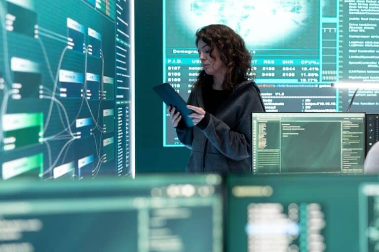 Wat als je IT-partner wordt gehackt? Zo beperk je de schade en blijf je compliant