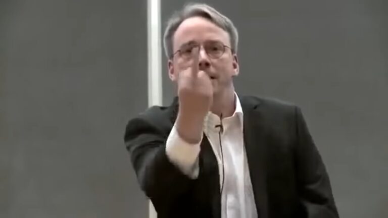 Linux-ontwikkelaar krijgt publieke waarschuwing van Torvalds