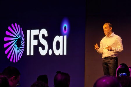 IFS ziet omzet 25 procent groeien door AI in industriële omgevingen