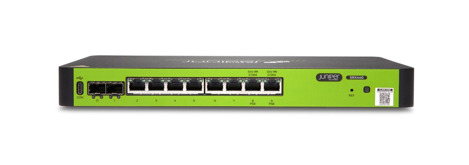Vooraanzicht van een Juniper Networks SRX340 router met acht Ethernetpoorten, status-LED's, een USB-poort aan de linkerkant en een resetknop aan de rechterkant.