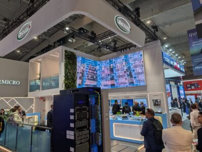 Supermicro-oprichter aangeklaagd voor smokkel AI-chips, aandeel onderuit