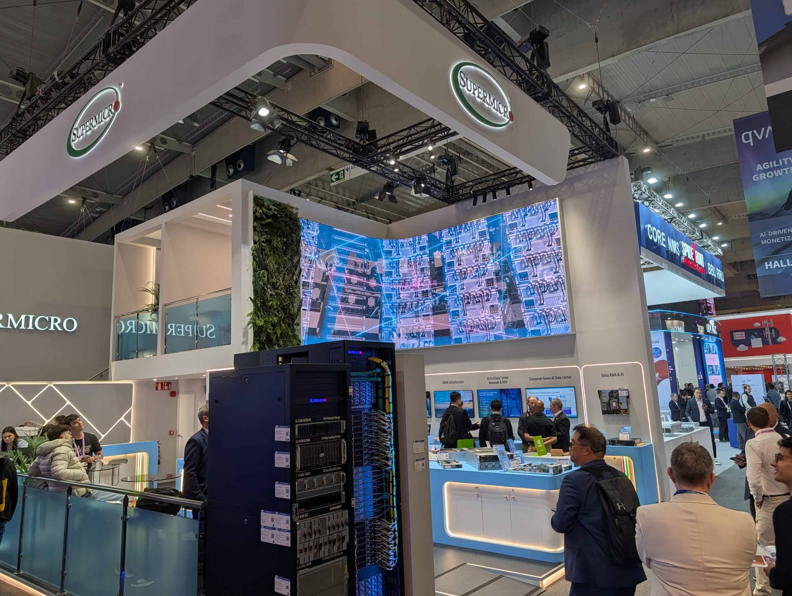 Supermicro-oprichter aangeklaagd voor smokkel AI-chips, aandeel onderuit