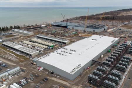 Schneider Electric levert AI-infrastructuur voor TeraWulf-campus, groei naar 750 MW