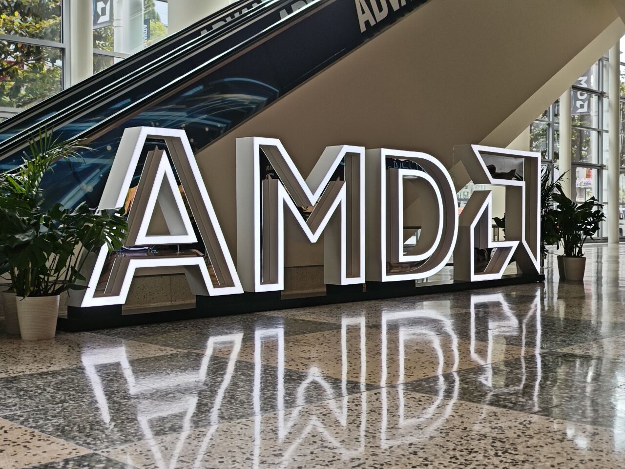 OpenAI geeft AMD steun in de rug met partnership