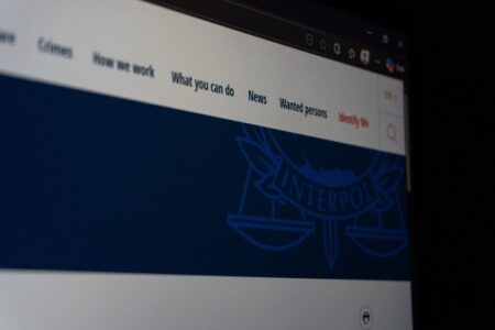 Cyberoperatie INTERPOL en Fortinet legt nieuwe vormen van online mensenhandel bloot